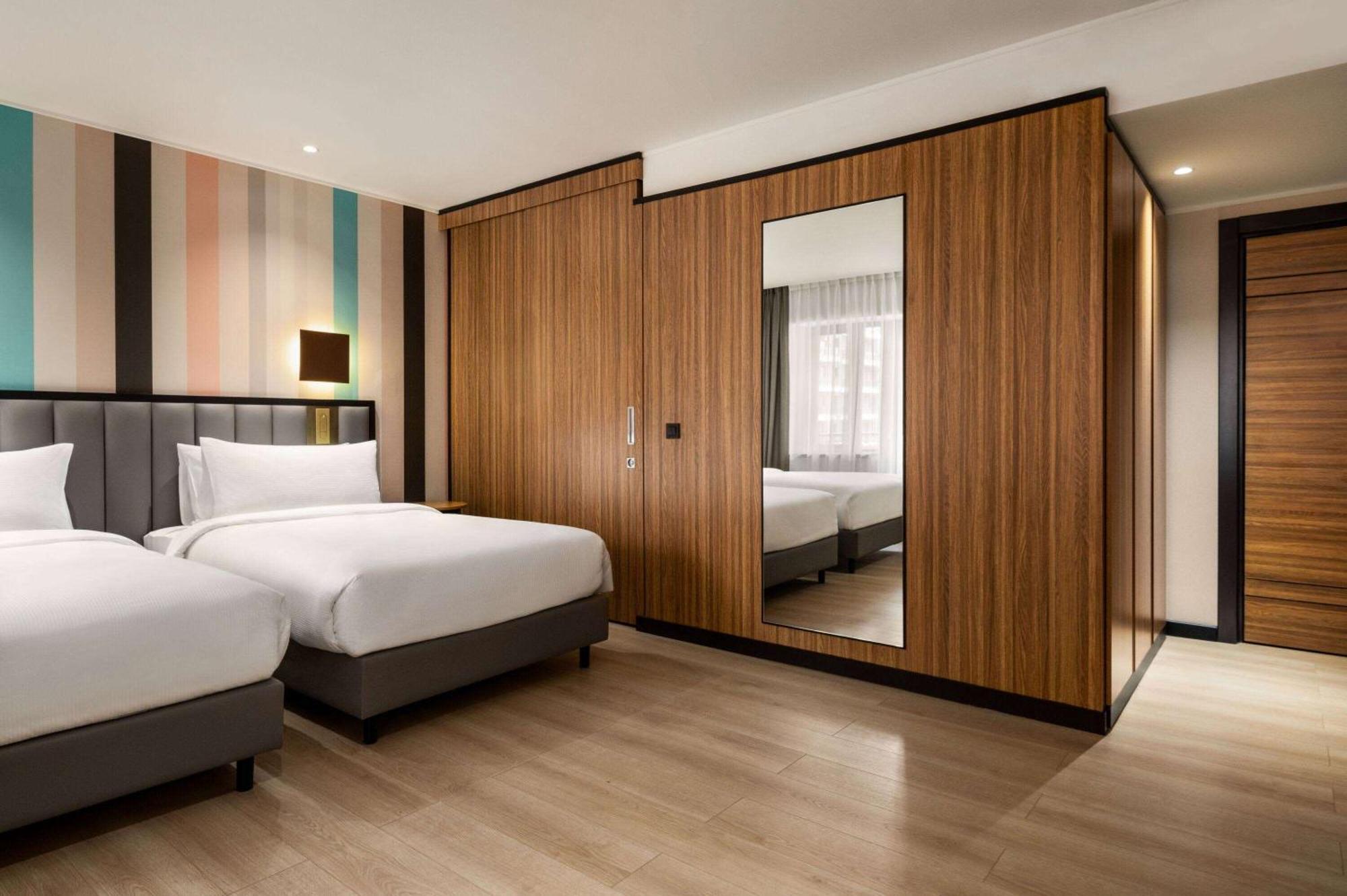 Ramada Encore By Wyndham Ташкент Экстерьер фото