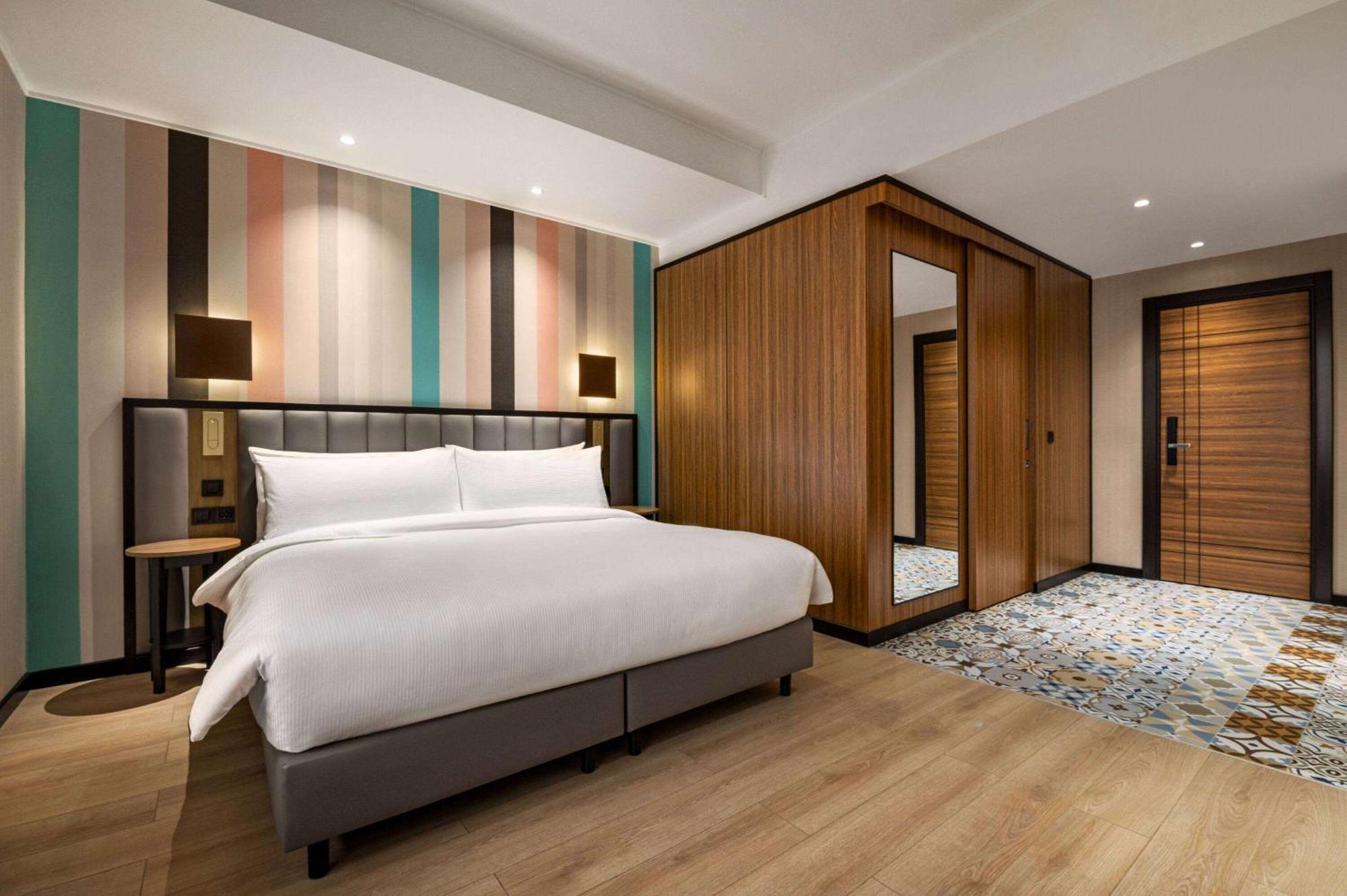 Ramada Encore By Wyndham Ташкент Экстерьер фото