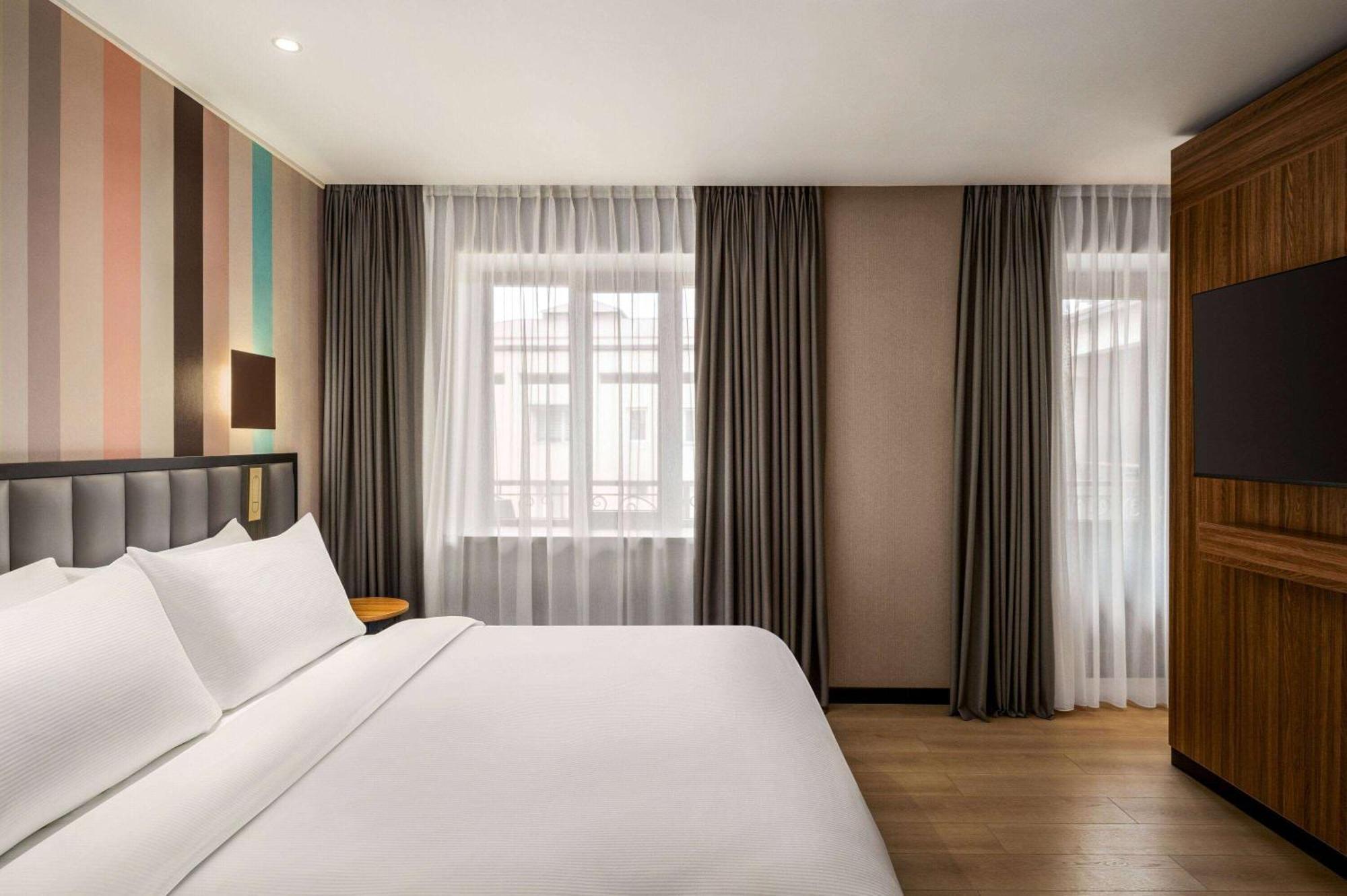 Ramada Encore By Wyndham Ташкент Экстерьер фото